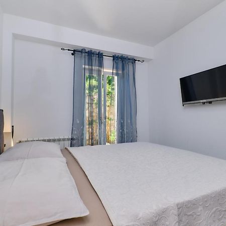 Leonida Apartment Mali Lošinj Exterior foto