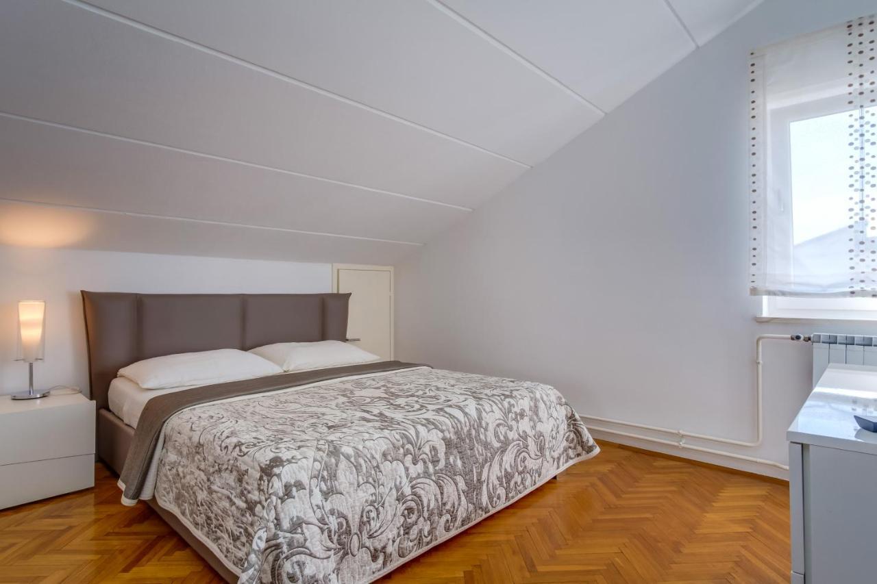 Leonida Apartment Mali Lošinj Exterior foto
