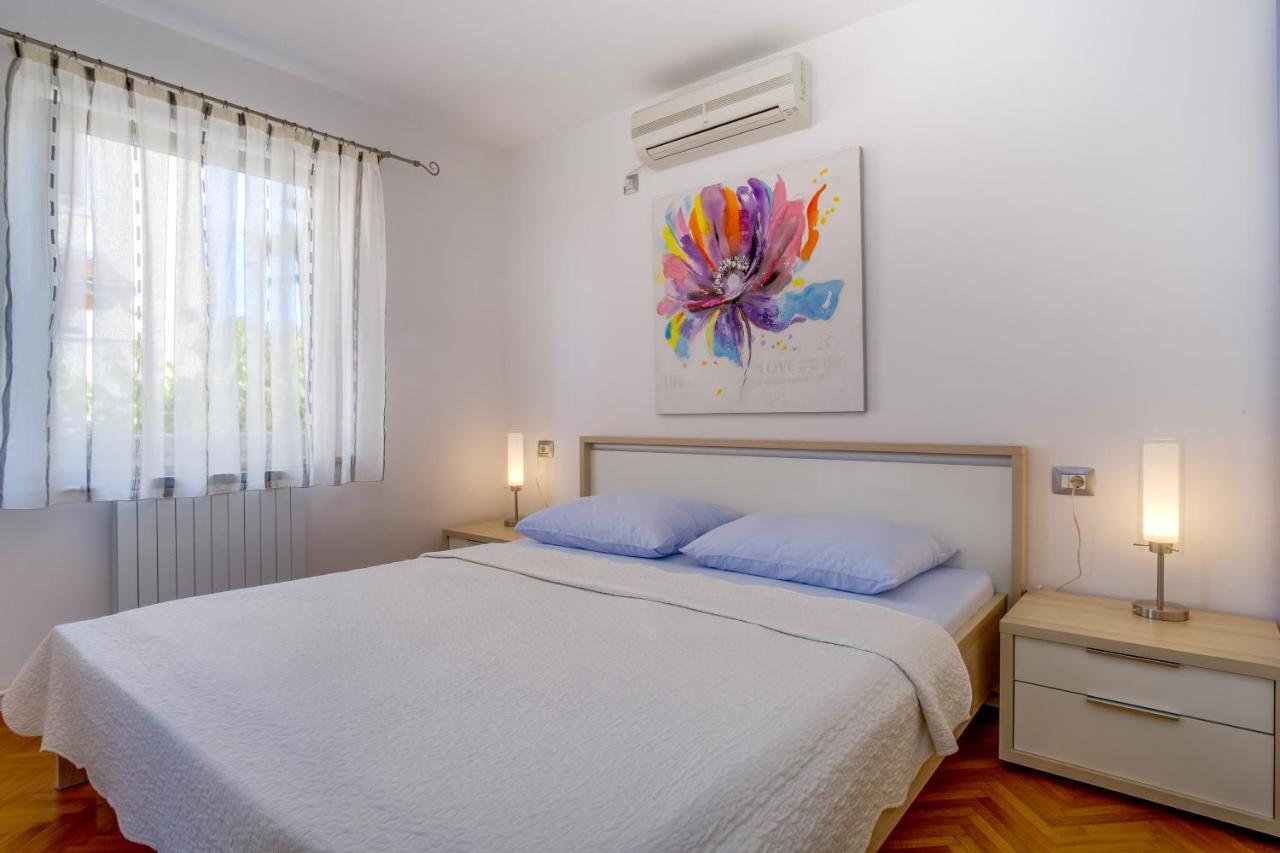 Leonida Apartment Mali Lošinj Exterior foto