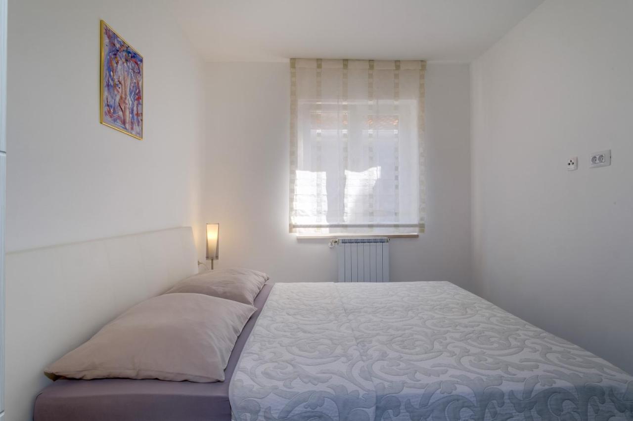 Leonida Apartment Mali Lošinj Exterior foto