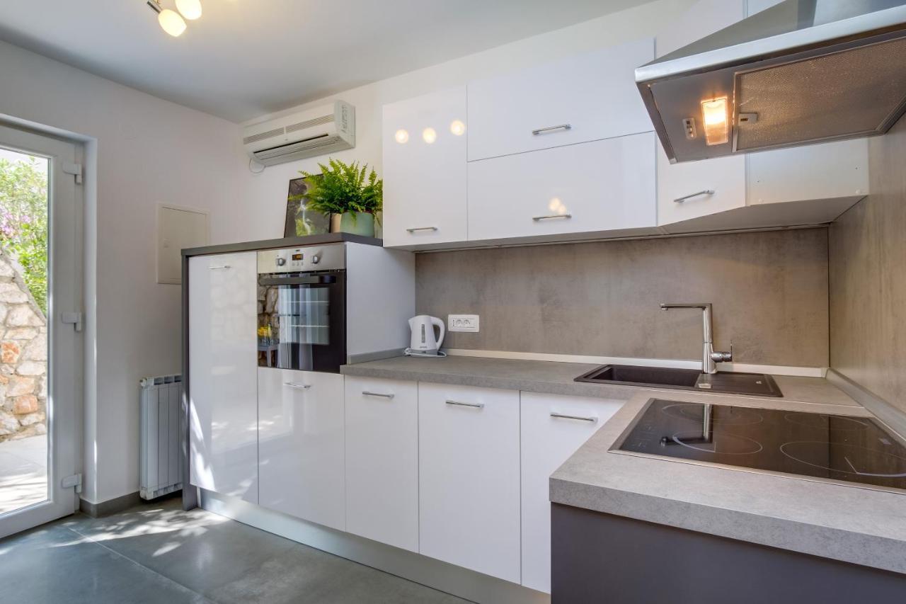 Leonida Apartment Mali Lošinj Exterior foto