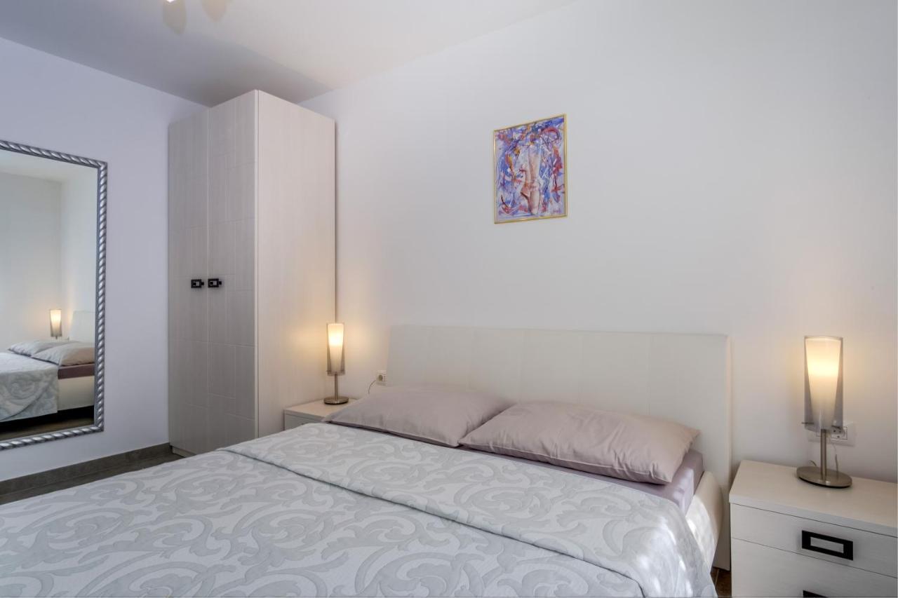 Leonida Apartment Mali Lošinj Exterior foto
