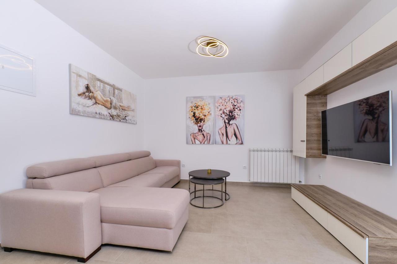 Leonida Apartment Mali Lošinj Exterior foto