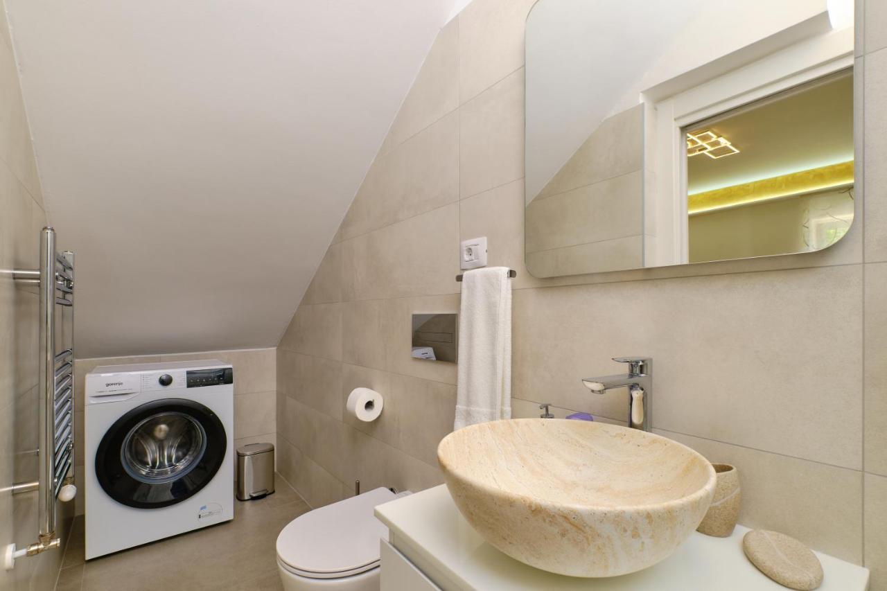 Leonida Apartment Mali Lošinj Exterior foto