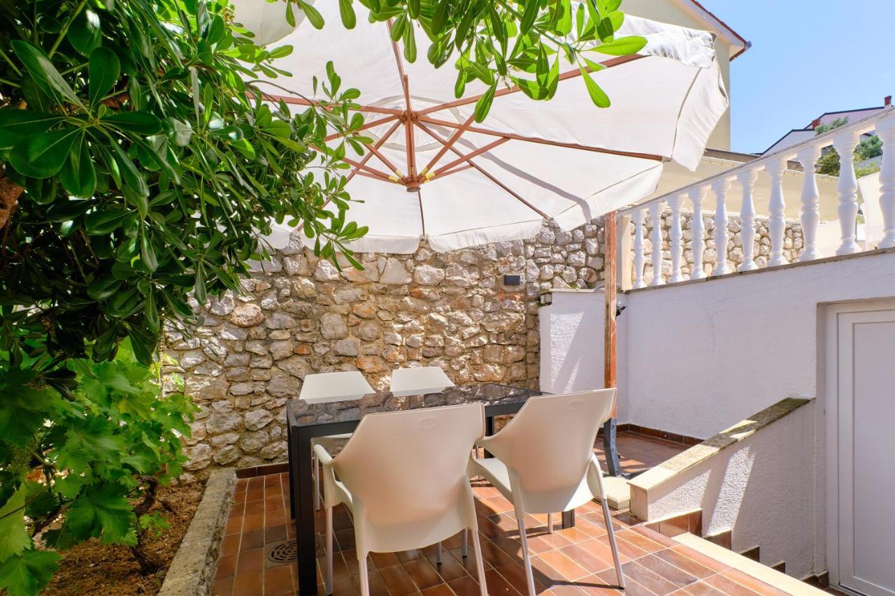 Leonida Apartment Mali Lošinj Exterior foto