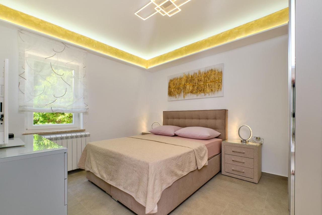 Leonida Apartment Mali Lošinj Exterior foto